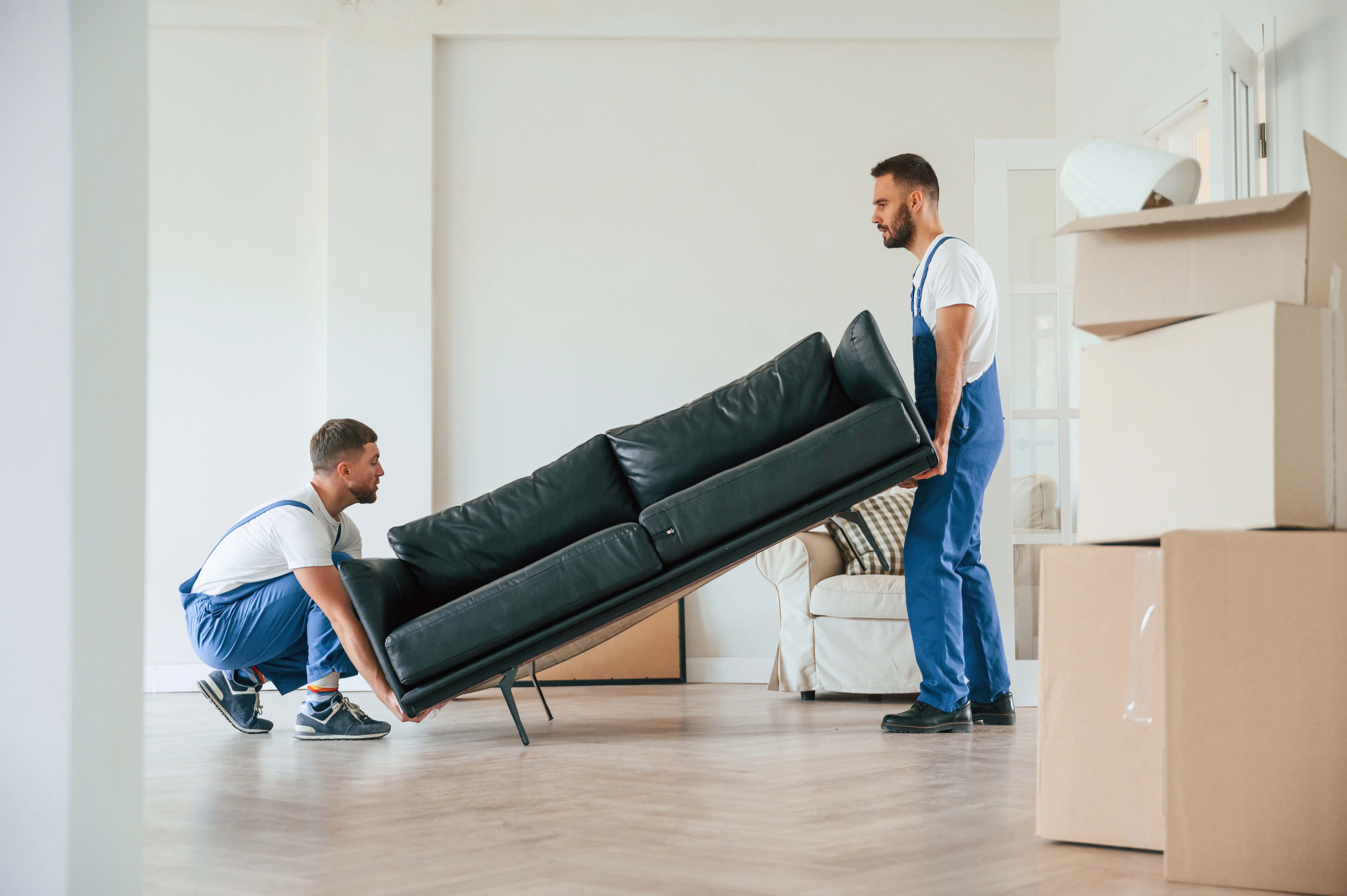 astuces pour déménager un meuble lourd 