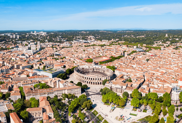 nimes